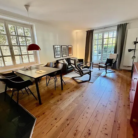 Apartment An Der *